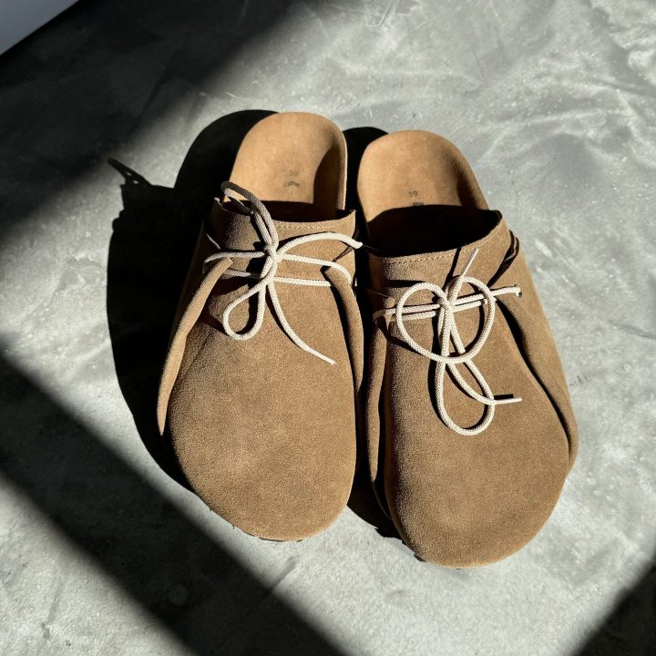 Anatomical clogs